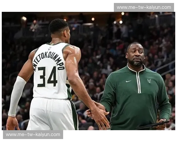 巅峰对话：当十一冠王遇上青春风暴，广东与浙江的篮球博弈不仅是胜负